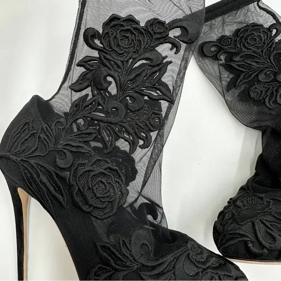 Dolce & Gabbana Embroidered Mesh Stretch-lace Sock Boots In Black - Picture 7 of 14